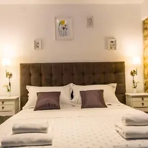 XIV Century Rooms Kastela