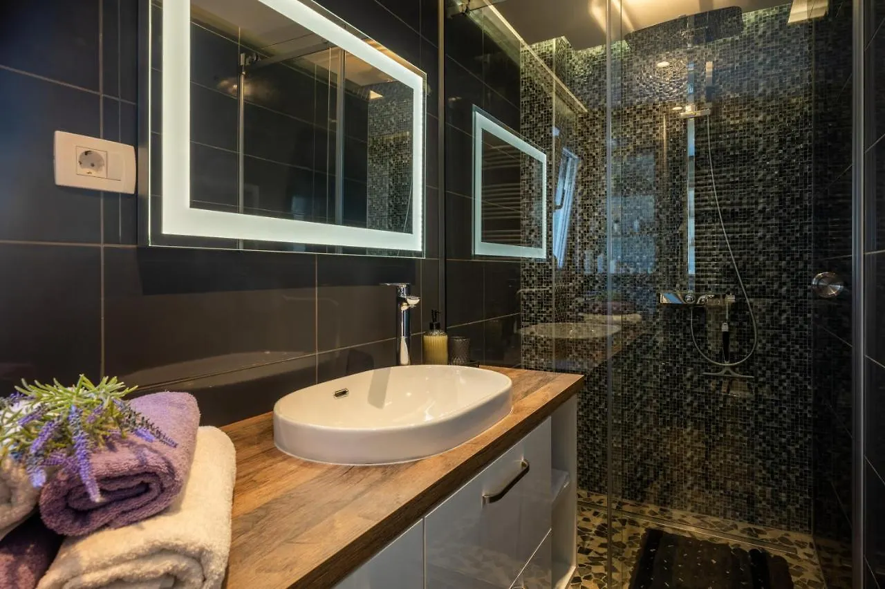 Apartment Tikvarin, Kastel Kambelovac Kastela Croatia