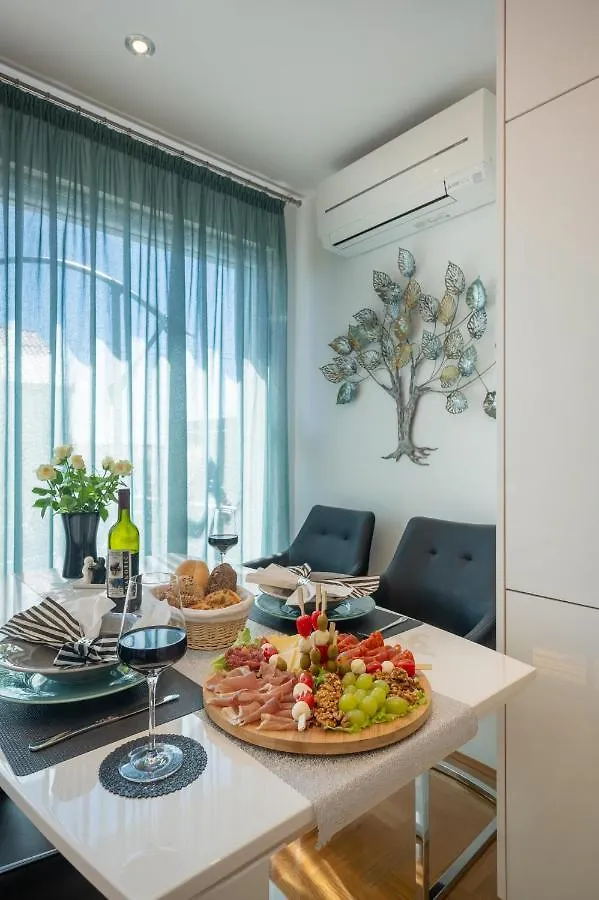 Apartment Tikvarin, Kastel Kambelovac Kastela