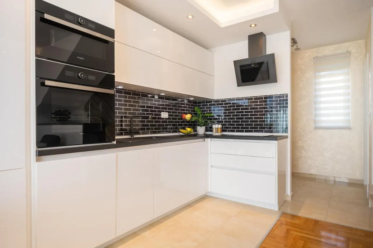 Apartment Tikvarin, Kastel Kambelovac Kastela